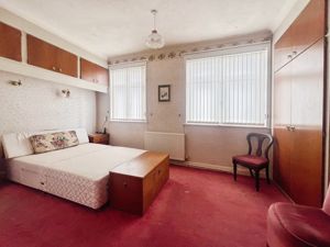 Bedroom- click for photo gallery